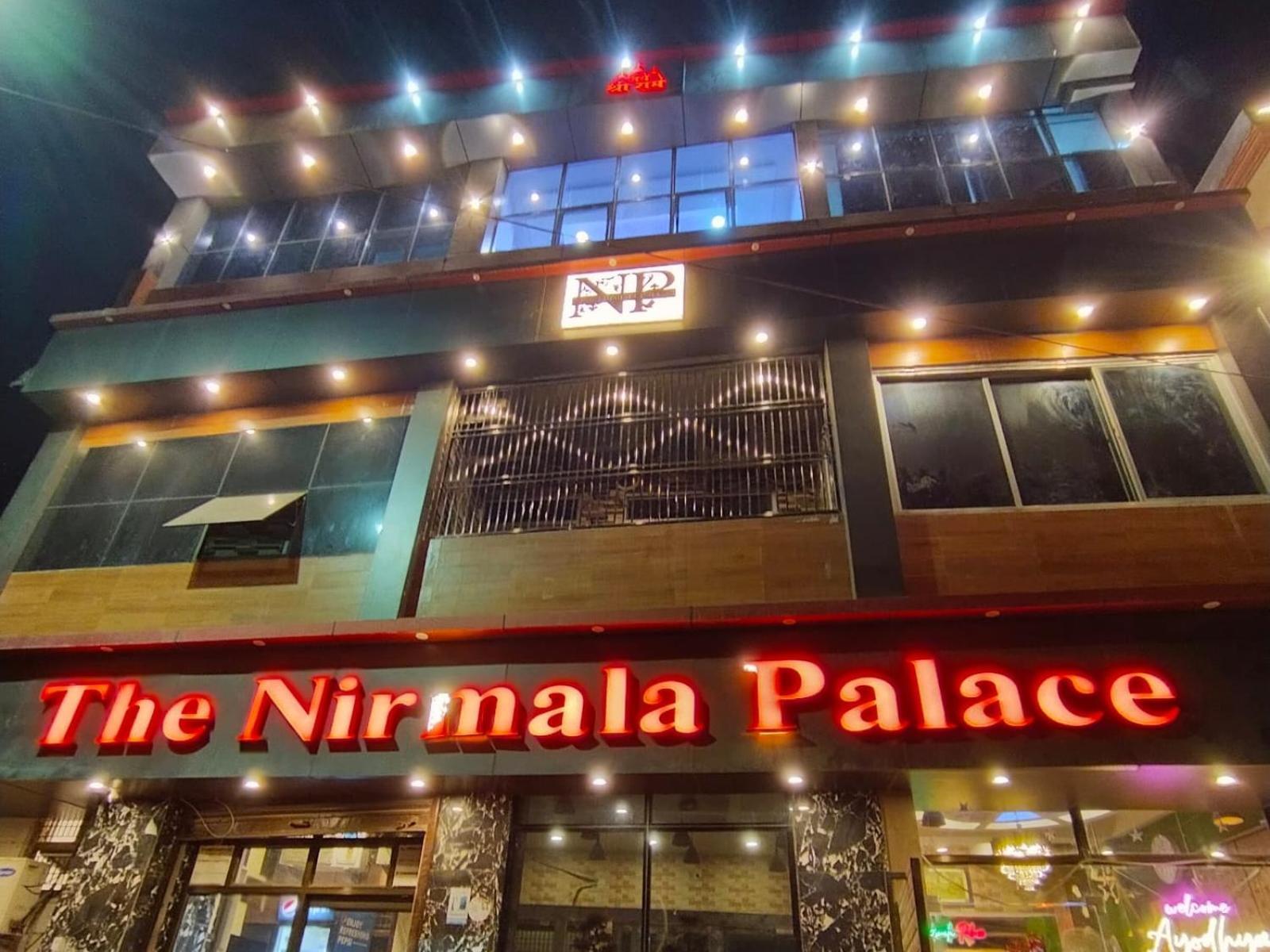 The Nirmala Palace Hotel Ayodhya Ngoại thất bức ảnh